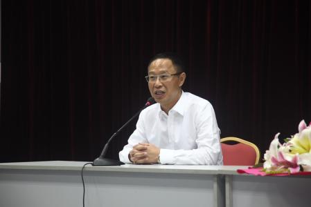 尤小平校长谈崇文班发展设想